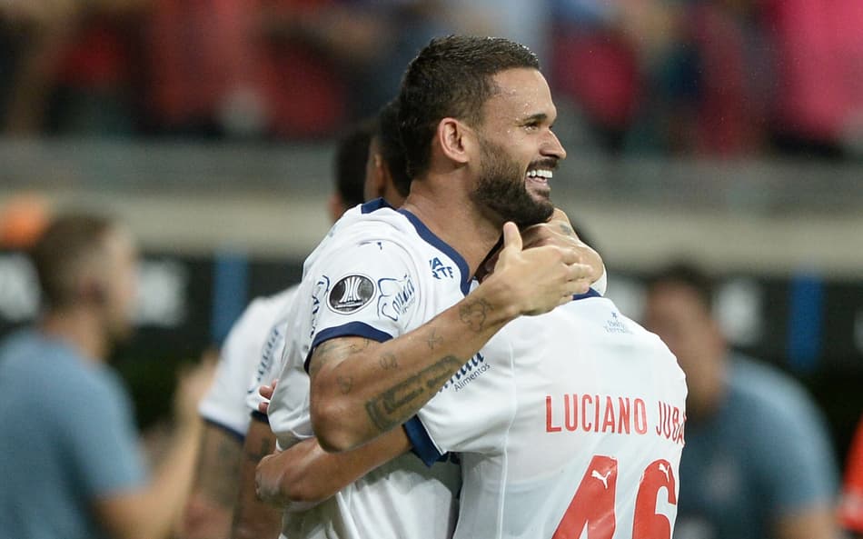 Bahia vence o Atlético Nacional e assume liderança do grupo F da Libertadores