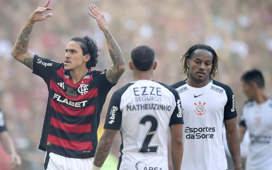 Romero critica postura do Corinthians em derrota para o Flamengo