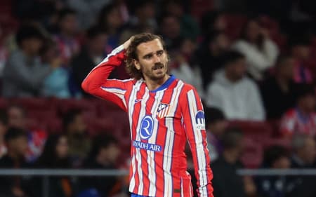 Antoine-Griezmann-lamenta-resultado-do-Atletico-de-Madrid-na-Champions-League-aspect-ratio-512-320
