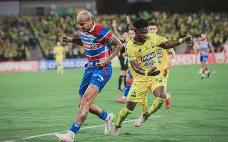 Atletico-Bucaramanga-x-Fortaleza-8-scaled-aspect-ratio-512-320