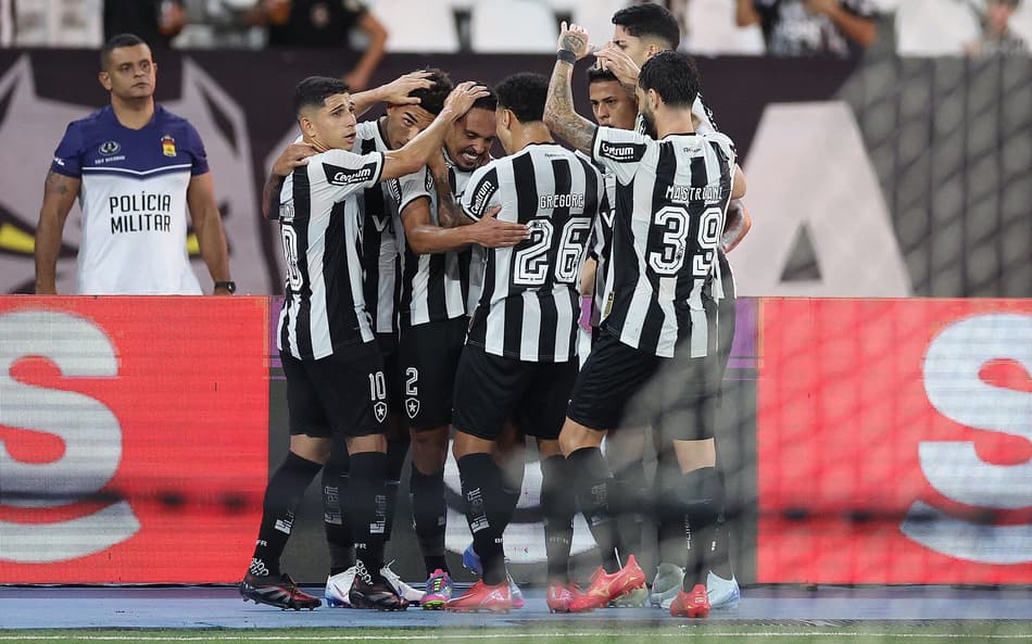 Botafogo provoca Fluminense após vitória em clássico carioca