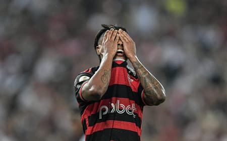 Bruno-Henrique-Flamengo-1-scaled-aspect-ratio-512-320