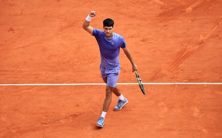 Carlos-Alcaraz-Monte-Carlo-scaled-aspect-ratio-512-320