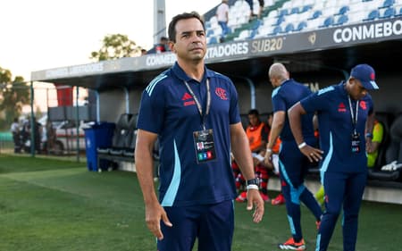 Cleber-dos-Santos-levou-o-Flamengo-a-final-da-Libertadores-Sub-20-scaled-aspect-ratio-512-320
