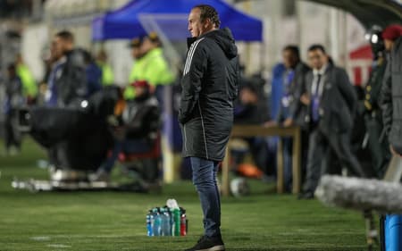 Cuca-Atletico-MG-Cienciano-aspect-ratio-512-320