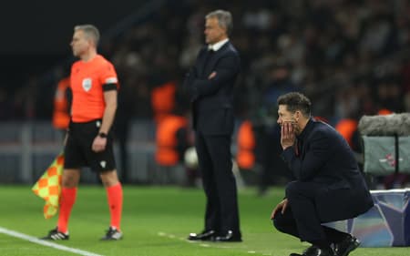 Diego-Simeone-e-Luis-Enrique-em-PSG-x-Atletico-de-Madrid-pela-Champions-League-scaled-aspect-ratio-512-320