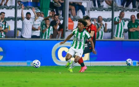 Enio-Juventude-x-Vitoria-scaled-aspect-ratio-512-320