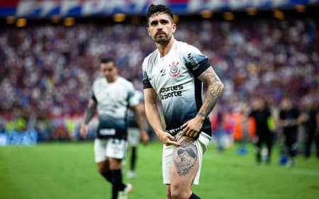 Igor-Coronado-comemoracao-Fortaleza-Corinthians-scaled-aspect-ratio-512-320