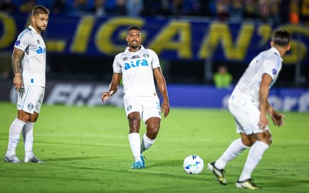 Jemerson-Sportivo-Luqueno-aspect-ratio-512-320