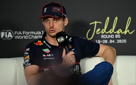 Max-Verstappen-GP-da-Arabia-Saudita-scaled-aspect-ratio-512-320