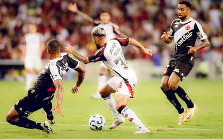 Michael-Flamengo-Vasco-aspect-ratio-512-320