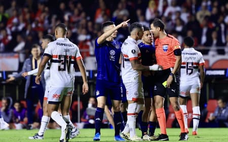 Sao-Paulo-Libertadores-Talleres-aspect-ratio-512-320
