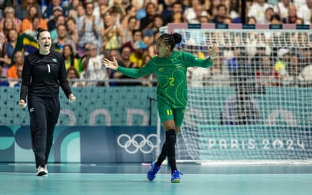 Selecao-Feminina-Handebol-CBHB-scaled-aspect-ratio-512-320