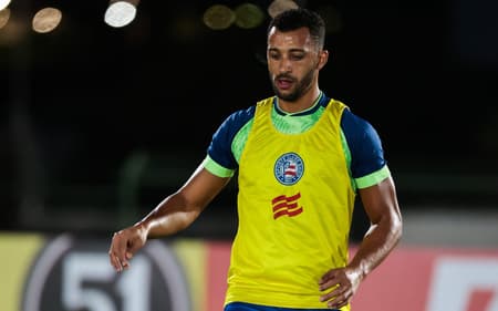 Vitor_Hugo_Zagueiro_bahia-e1738250307320-aspect-ratio-512-320