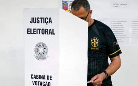 Votacao-prefeito-e-vereador-SP-0610-scaled-aspect-ratio-512-320