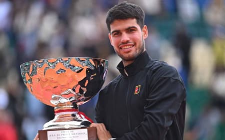 alcaraz-monte-carlo-2025-trophy-shot-1-aspect-ratio-512-320