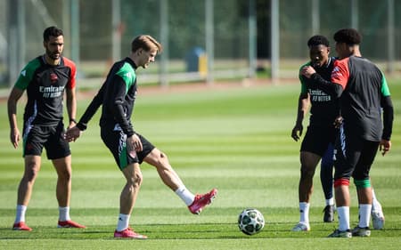 arsenal-scaled-aspect-ratio-512-320