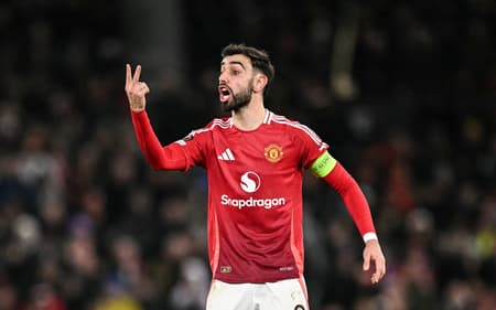 bruno-fernandes-united-rangers-scaled-aspect-ratio-512-320
