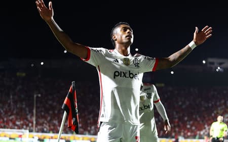 bruno_henrique_flamengo-scaled-aspect-ratio-512-320