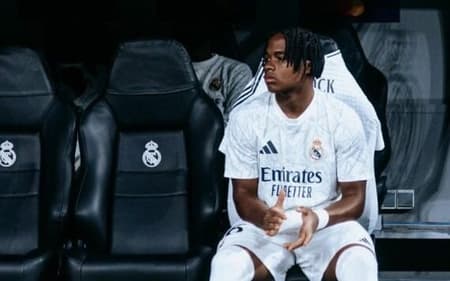 endrick-banco-realmadrid-aspect-ratio-512-320