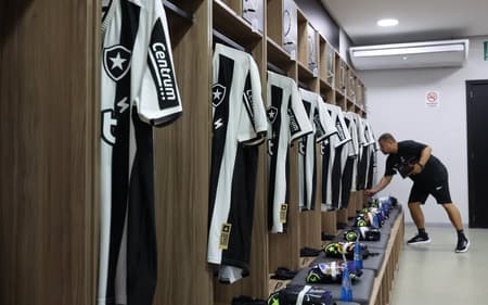 Botafogo lançará uniforme IV (Foto: Vítor Silva)