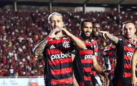 flamengo-arrascaeta-e1738806028495-aspect-ratio-512-320