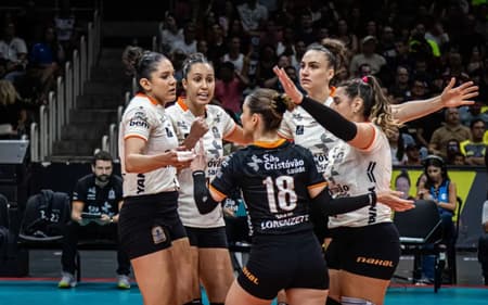 flamengo-osasco-superliga-feminina-volei-aspect-ratio-512-320
