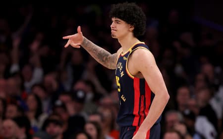 gui-santos-golden-state-warriors-2-scaled-aspect-ratio-512-320