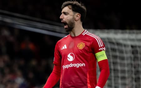 Bruno Fernandes, capitão do Manchester United, foi eleito como melhor jogador do mês pela Premier League (Foto: Divulgação/Manchester United)