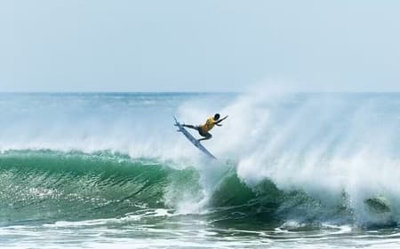 italo-ferreira-wsl-el-salvador_1-aspect-ratio-512-320