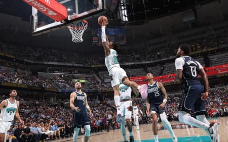 ja-morant-grizzlies-aspect-ratio-512-320