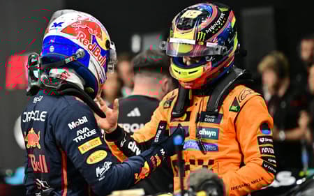 max-verstappen-piastri-gp-arabia-saudita-f1-2025-scaled-aspect-ratio-512-320