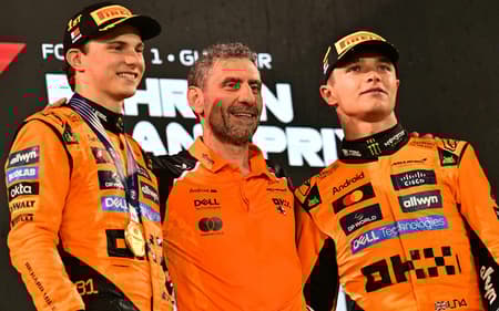 mclaren-piastri-norris-f1-2025-scaled-aspect-ratio-512-320