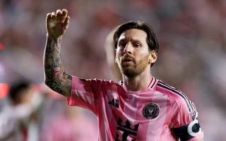 messi-inter-miami-scaled-aspect-ratio-512-320