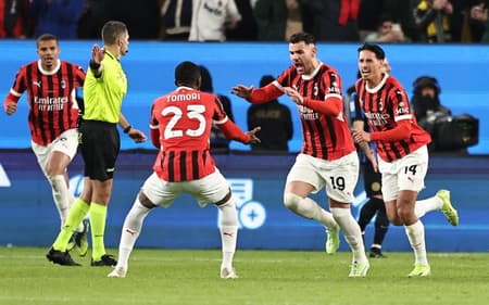 milan-supercopa-italia-2-aspect-ratio-512-320