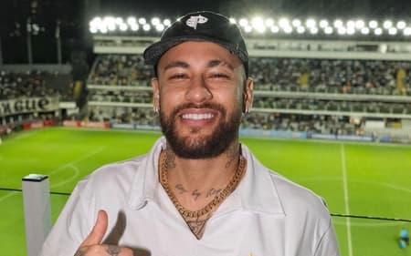 neymar-santos-vila-belmiro-instagram-aspect-ratio-512-320