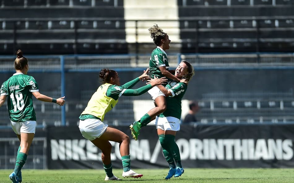 palmeiras-4-aspect-ratio-512-320