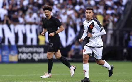 philippe-coutinho-scaled-aspect-ratio-512-320