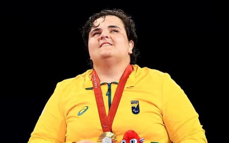 rebeca-silva-judo-aspect-ratio-512-320