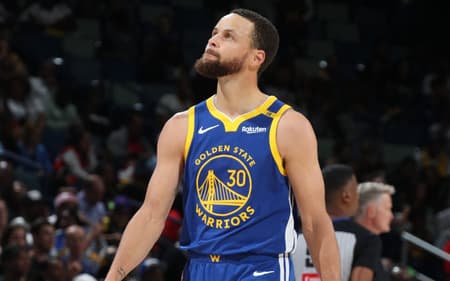 stephen-curry-golden-state-warriors-nba-3-scaled-aspect-ratio-512-320