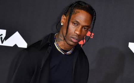 Travis Scott pode ter sua marca estampada na camisa do Barcelona para o El Clásico (Foto: AFP)