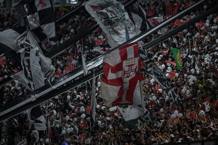 Torcida do Vasco em São Januário.